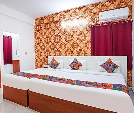 Hotel Royal Platinum บังกาลอร์ ภายนอก รูปภาพ